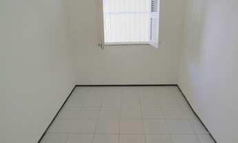 Imagem 7: Excelente casa residencial próximo Arena Castelão com 2 quartos, wc social, sala, cozinha