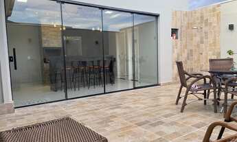 Imagem: Casa de condomínio térrea para venda tem