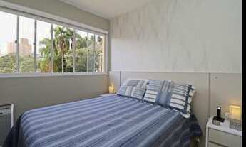 Imagem 7: Apartamento reformado, elétrica nova 02 quartos no Água Verde - Curitiba - PR