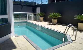 Imagem: Linda Casa estilo Moderno, com piscina