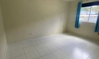 Imagem 3: Apartamento com 3 dormitórios sendo uma suíte, sacada com churrasqueira, em ótima localiza