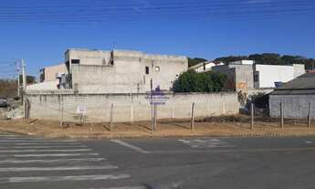 Imagem 2: Terreno com 293m², em bairro privilegiado