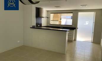 Imagem 4: Casa de condomínio sobrado para venda tem 195 metros quadrados com 3 quartos