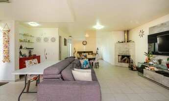 Imagem 3: Linda Cobertura duplex em condomínio fechado localizado em bairro arborizado