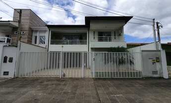 Imagem 2: Sobrado para venda com 325 metros quadrados com 5 quartos em Morada da Colina - Resende