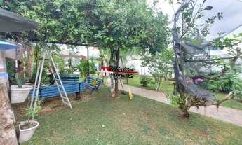 Imagem 7: Casa em bairro nobre com piscina em 2 lotes