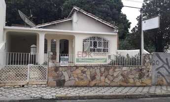 Imagem: Casa com 6 dormitórios à venda, 250 m²