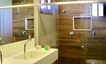 Imagem 3: Mansão em Condomínio para Aluguel e Venda Perto da Praia Possui 650 m² com 10 suítes