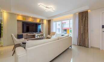 Imagem 7: Casa para venda possui 250 metros quadrados com 3 quartos em Pinheirinho - Curitiba - PR