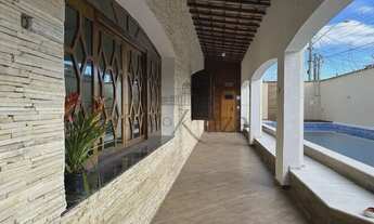 Imagem 7: Casa - Jardim Luiza - 3 Dormitórios sendo 1 Suíte, 6 vagas de carro -200m²