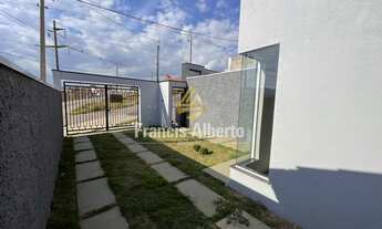 Imagem 3: Casa para venda possui 53 metros quadrados com 2 quartos em Juncal - Extrema - MG