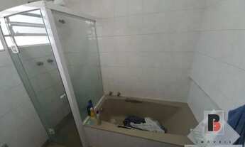 Imagem 5: Casa com 3 Quarto, Garagem Ampla. E Jardim na Frente e nos Fundos