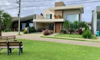 Imagem 3: Sobrado totalmente mobiliado e decorado, 5 suítes, frente para área verde, Condomínio Sea