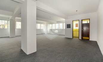 Imagem 6: Sala Comercial no Centro de Curitiba com mais de 130m²