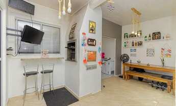 Imagem 6: Sobrado em condomínio no Uberaba, 175m², 3 quartos, 2 suítes, 4 vagas, área gourmet, churr