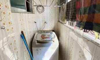 Imagem 7: Apartamento Mobiliado com 2 Dormitórios e Sacada na Guilhermina, 200 Metros da Praia