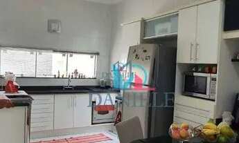 Imagem 5: Casa térrea com 3 dormitórios no Condomínio Damha!