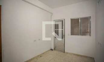 Imagem 2: Casa para Aluguel - Parque Regina, 1 Quarto, 35 m2