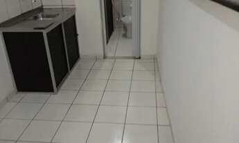 Imagem 4: Casa com 2/4 Sala Cozinha e Baheiro