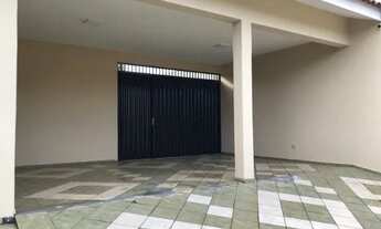 Imagem 4: Alugo Casa com 3 quartos (Suíte + 2 quartos) Zona 8 em Maringá - Uso Residencial ou Comerc