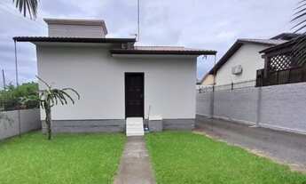 Imagem 7: Casa de material semi nova