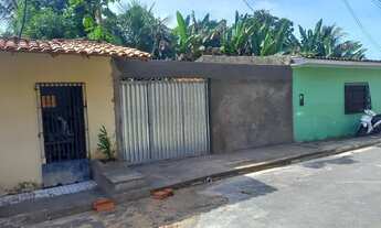 Imagem 2: Casa grande com terreno do lado