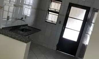 Imagem 4: Aluga-se Kitnet Casa com 1 dormitório