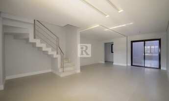 Imagem 6: CURITIBA - Sobrado Padrão - Água Verde