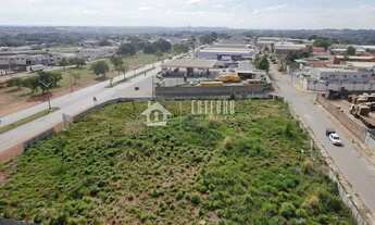 Imagem: Área Av. São Paulo - em frente ao Parqueville