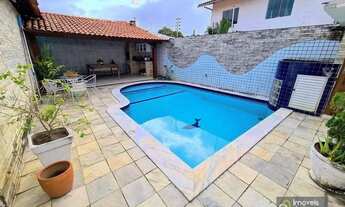 Imagem 2: Casa no Aeroclube com 200 m², sendo 3 suítes