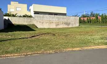 Imagem 2: Casa de condomínio para venda tem 273 metros quadrados em Jardins Capri - Senador Canedo