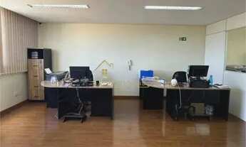 Imagem 4: Casa moderna + prédio comercial no mesmo lote, no São Cristóvão em Betim, acabamento de al