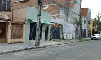 Imagem: Prédio semi acabado com 45 kitnetes, no