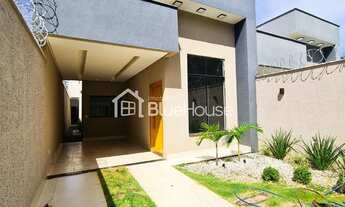 Imagem: CASA DE ALTO PADRÃO com 3 Quartos Sendo