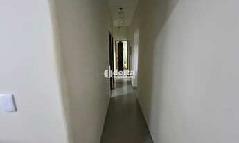 Imagem 3: Casa residencial disponível para venda no bairro Granada em Uberlândia-MG