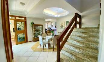 Imagem 7: Excelente Casa, Ampla com 255 m², 04 Dormitórios (1 Suíte) e Ampla Área Externa