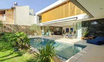 Imagem 5: Casa com arquitetura contemporanea no Chácara das