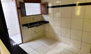 Imagem 6: Casa geminada com 2 quartos (1 suíte), garagem, terraço e área privativa, por R$ 180.000