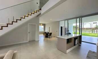 Imagem 5: Casa alto padrão com 320m de 4 quartos sendo 2 suítes em condomínio com infra no Campeche