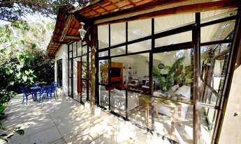 Imagem 5: Uma casa que respira calma e conforto, em mais do 6.000 m² de terreno para venda ou locaçã