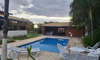 Imagem 2: Casa térrea em Condomínio fechado