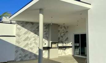 Imagem: Linda casa no condomínio Phytus, pronta