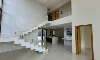 Imagem 5: Sobrado para venda possui 355 metros quadrados com 5 quartos, lindissímo