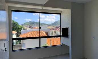 Imagem 2: Apartamento para venda possui 60 metros quadrados com 2 quartos Na praia dos Ingleses Flo