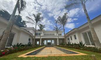 Imagem: Casa no condomínio Fazenda da Grama, em