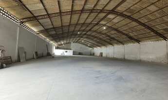 Imagem 5: Área Comercial com galpões