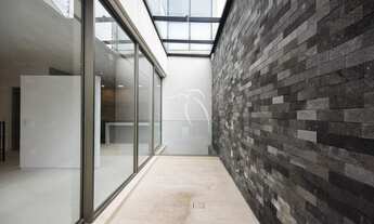 Imagem 6: Casa de condomínio para aluguel e venda possui 636 metros quadrados com 4 quartos