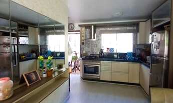 Imagem 4: Sobrado mobiliado com piscina