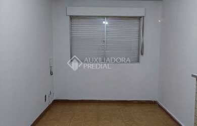 Imagem 2: PORTO ALEGRE - Apartamento Padrão - Santo Antônio