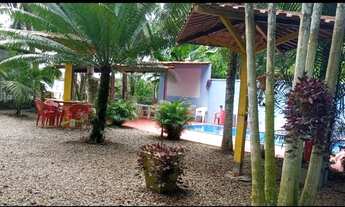 Imagem: Casa com piscina